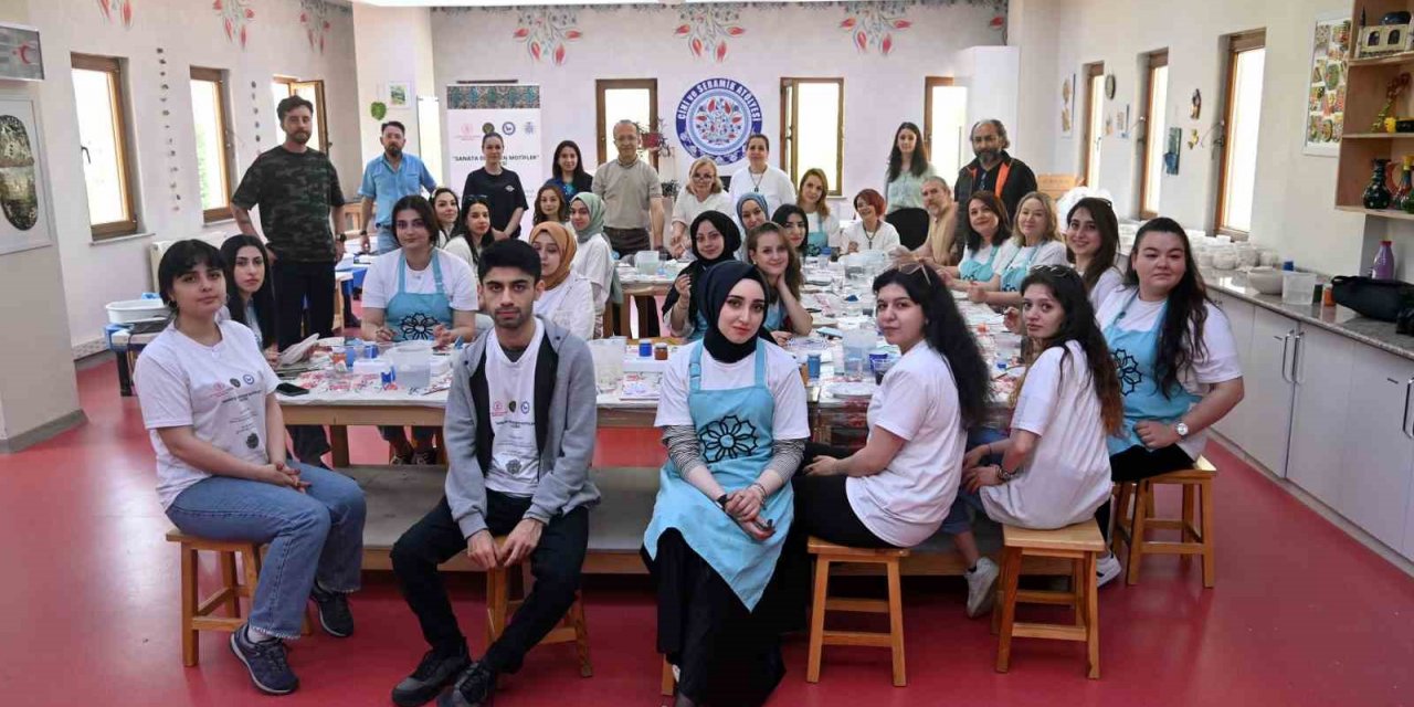 "Sanata Dönüşen Motifler" projesi Türk Kültürel mirası geleceğe taşınıyor