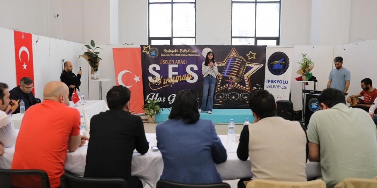 İpekyolu’nda ‘Liseler Arası Ses Yarışması’ başladı