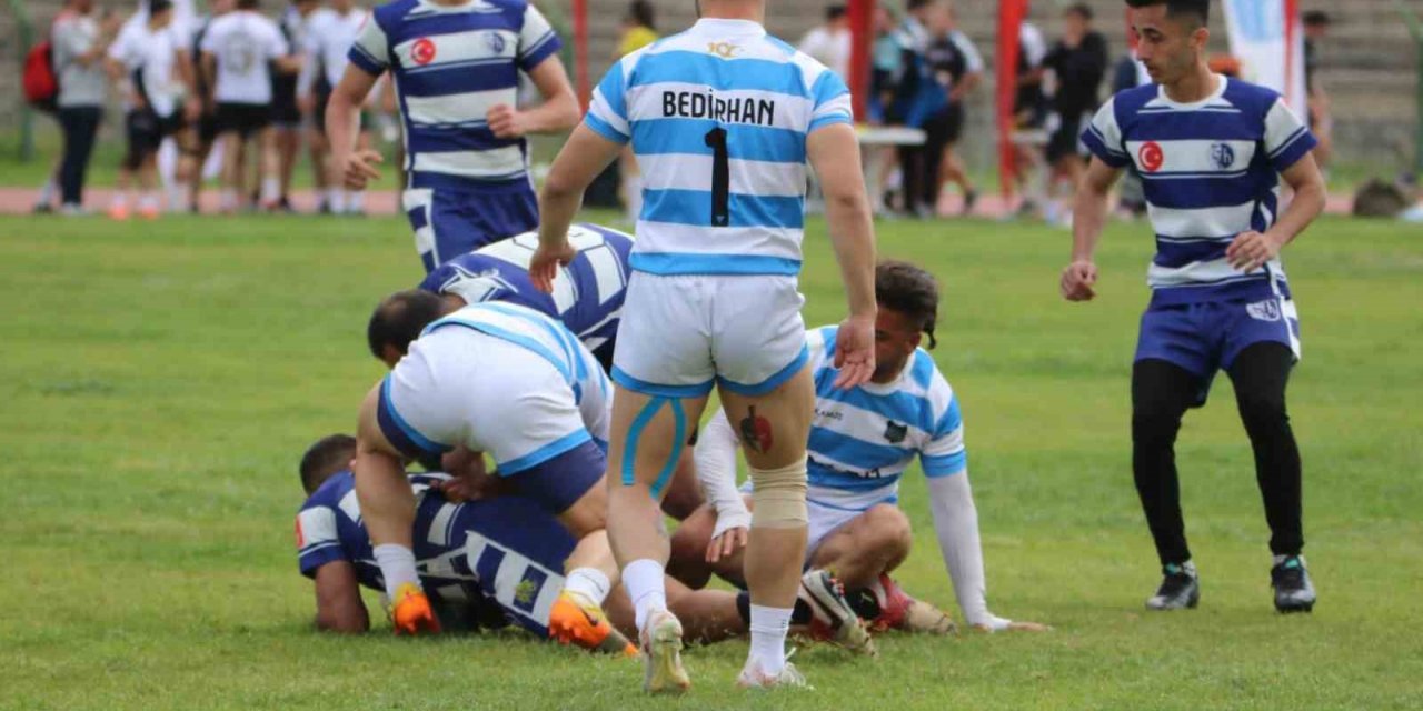 BARÜ Ragbi Erkek Takımı Türkiye şampiyonu oldu