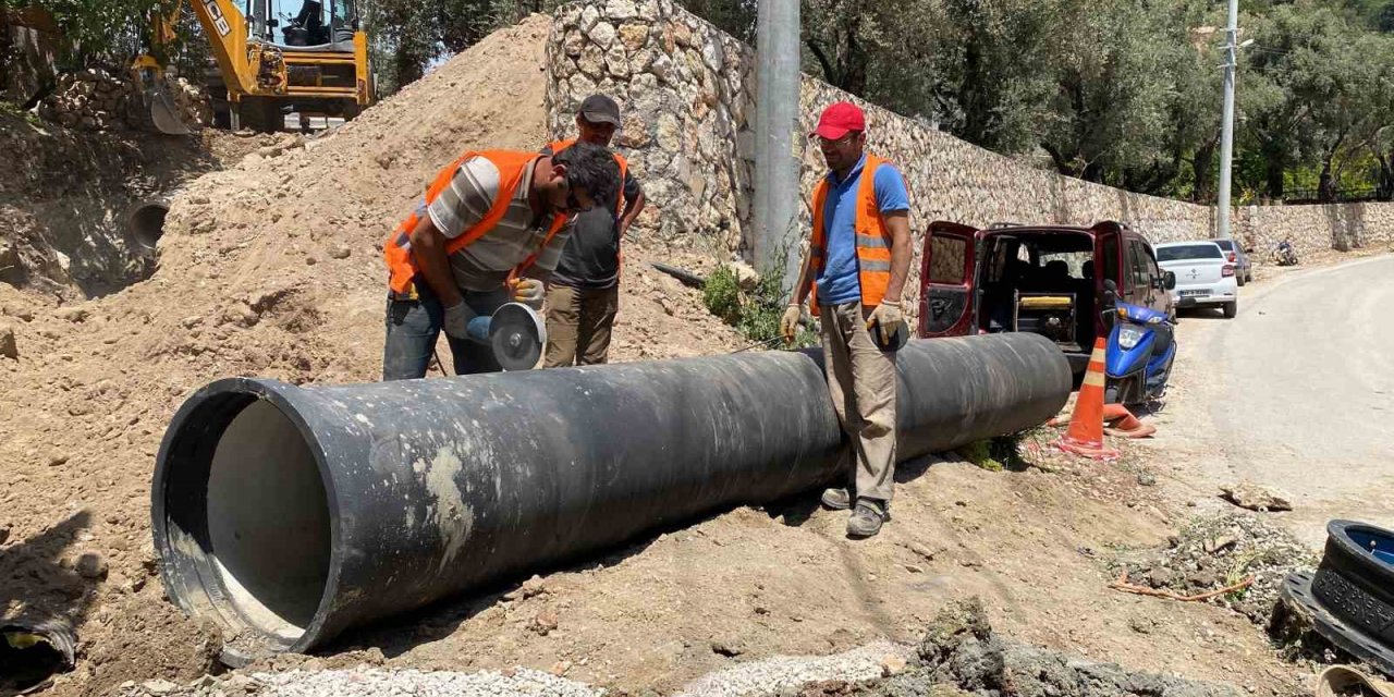 Kaş İslamlar’ın 30 yıllık su sorunu çözülüyor