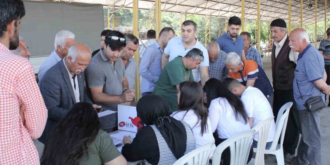 Osmaniye’de 133 arıcıya 48 ton şeker dağıtıldı