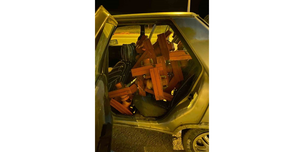 Damlama su borusu ve fiskiye çalan şahsı jandarma yakaladı