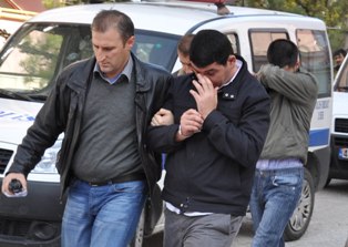 İmitasyon bilezikleri satamadılar..