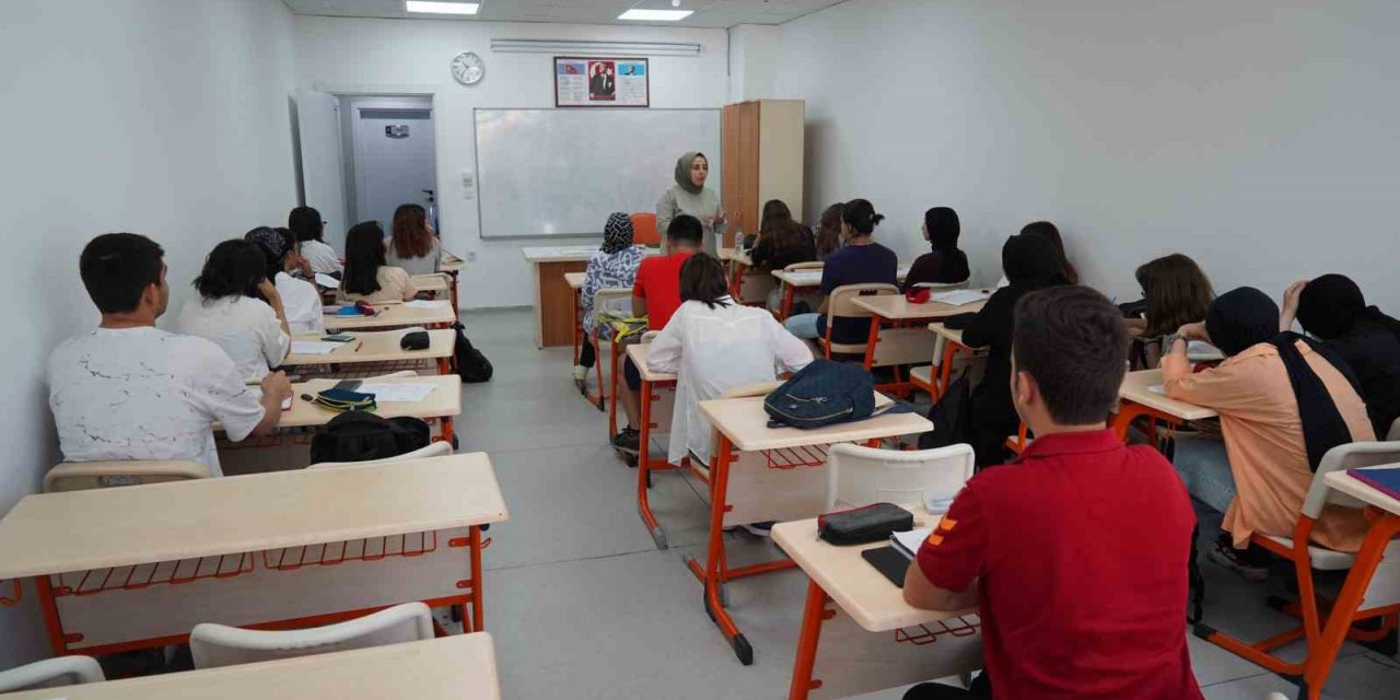 Yaz okulu kayıtları başlıyor