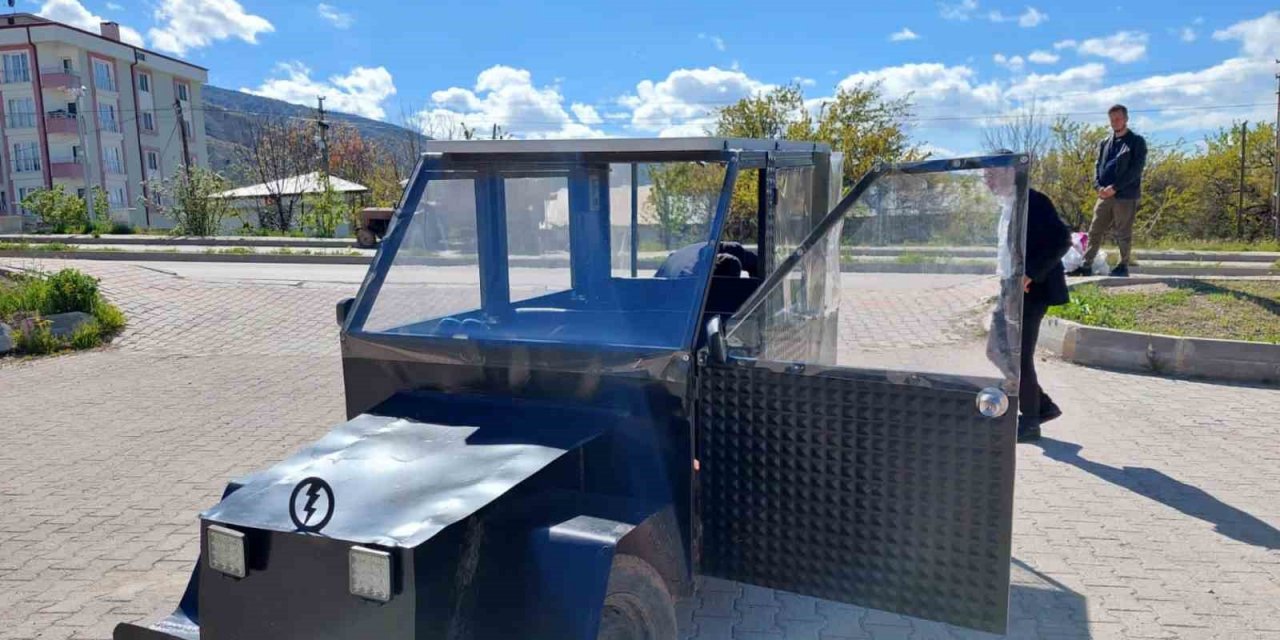 Bekçi, güneş enerjisiyle çalışan araç tasarladı