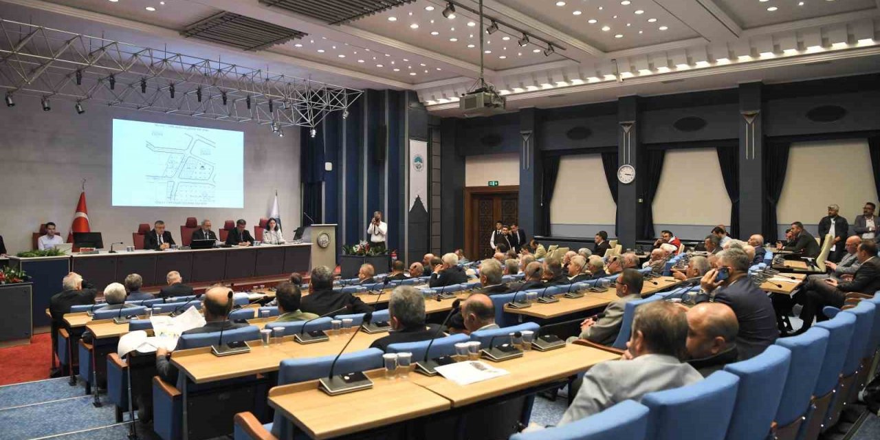 Büyükşehir Belediye Meclisi toplandı