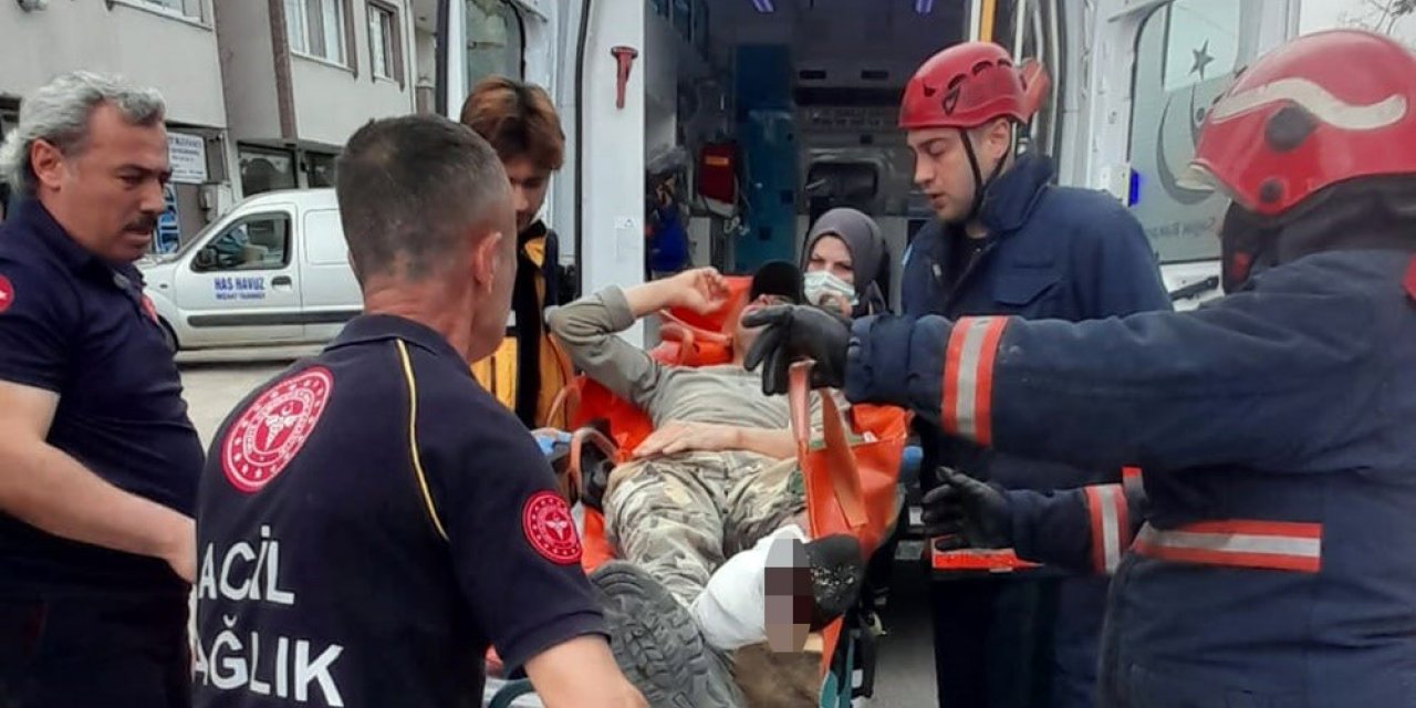 İnşası devam eden binada çalışırken testere ile kendini yaraladı