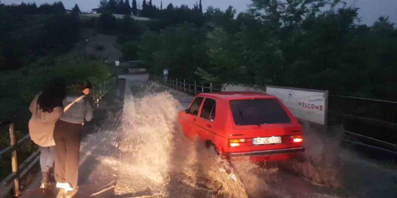 Karabük’te dolu ve sağanak etkili oldu