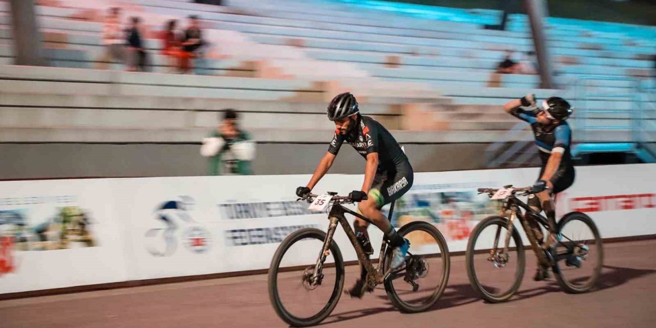 Dünyanın tek gece yarışı nefes kesti: Bike Fest heyecanı tırmanıyor