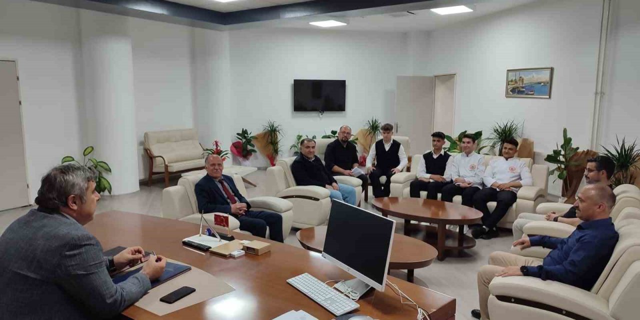 Alanında uzmanlaşmak için Afyonkarahisar’dan Prag’a gidiyorlar