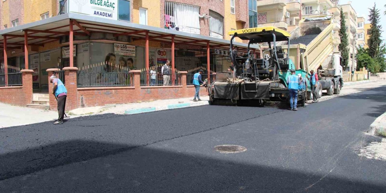 Haliliye’de asfalt atağı