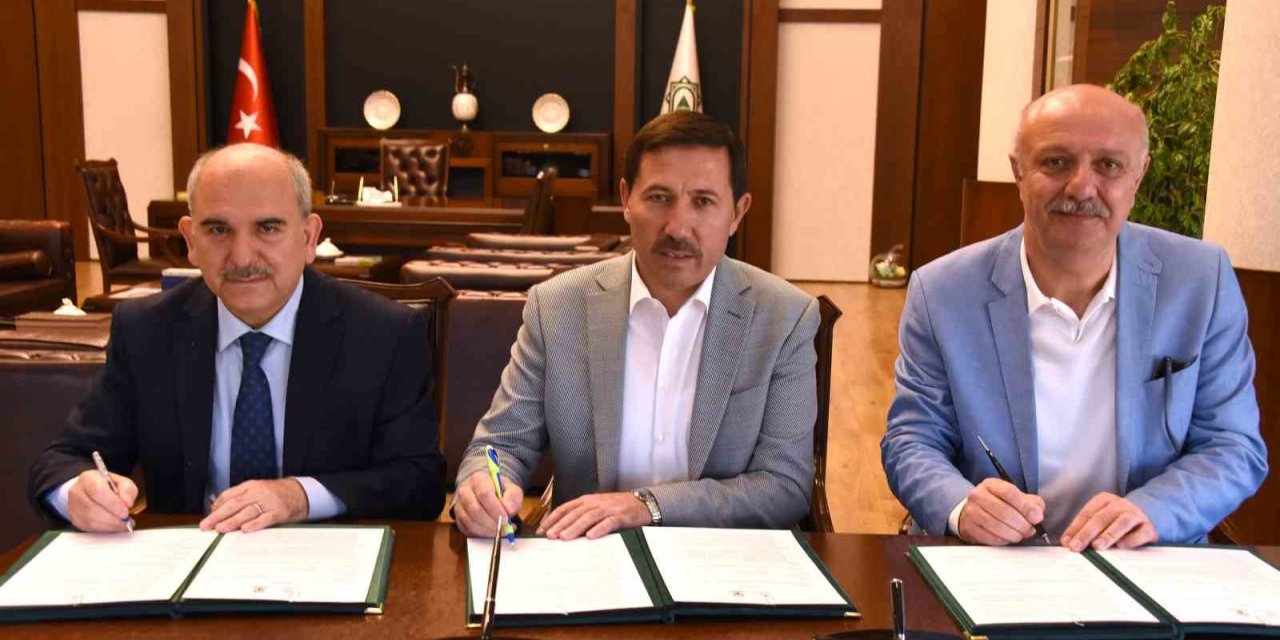 Konya'ya bir sağlık yatırımı daha! Karatay Hatice-Faik Nükte ASM için protokol imzalandı