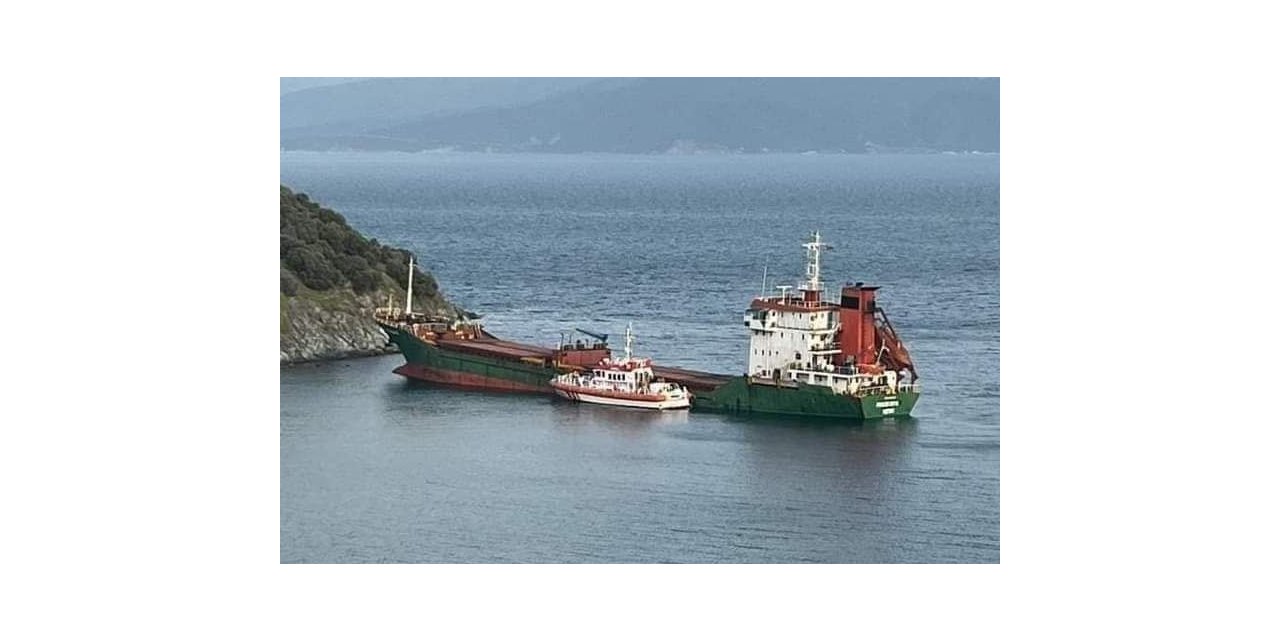 Marmara Adası’nda karaya oturan gemi kurtarıldı