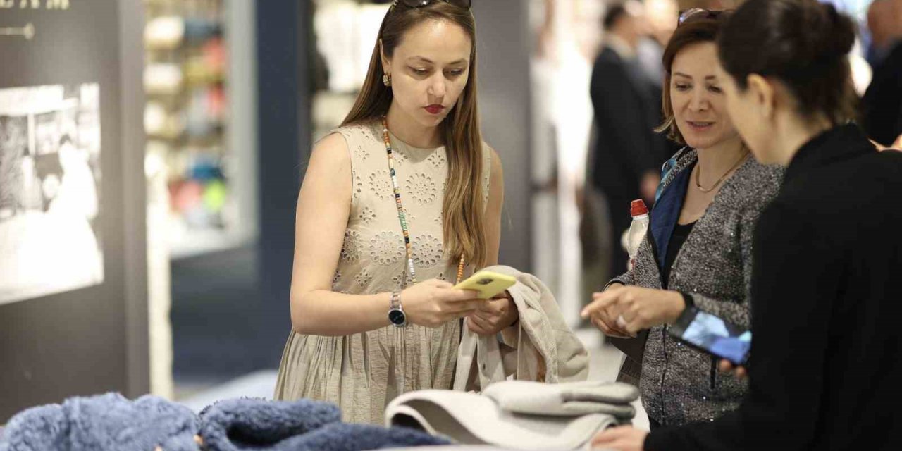 Dünya ev tekstilinin kalbi HOMETEX’te atıyor