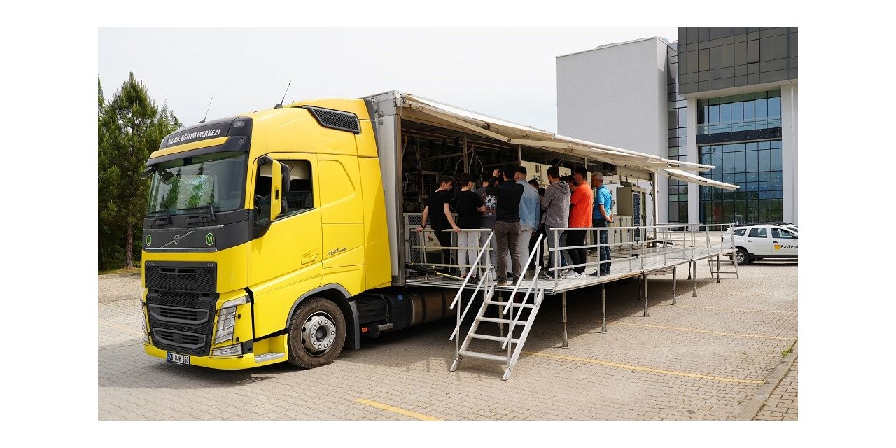 ‘Mobil Eğitim Merkezi’ Karabük Üniversitesinde