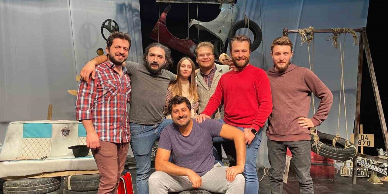 Eskişehir ‘Sui Generis Tiyatro’ Özbekistan yolcusu