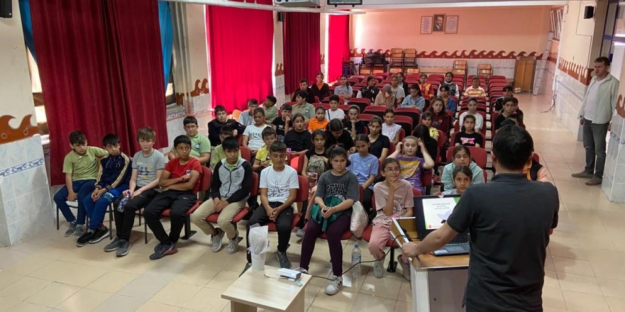 Günyüzü Şehit Recep Çetin Ortaokulu öğrencilerine Kur’an-ı Kerim semineri verildi