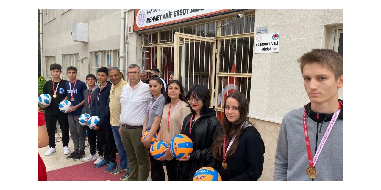 Gençlik ve Spor Bayramına muhteşem kutlama