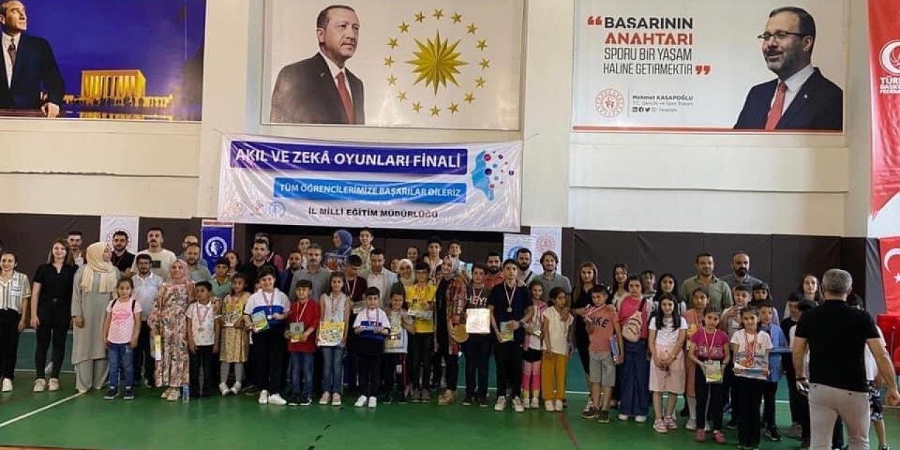 Kozluk’ta akıl ve zeka turnuvasında büyük başarı