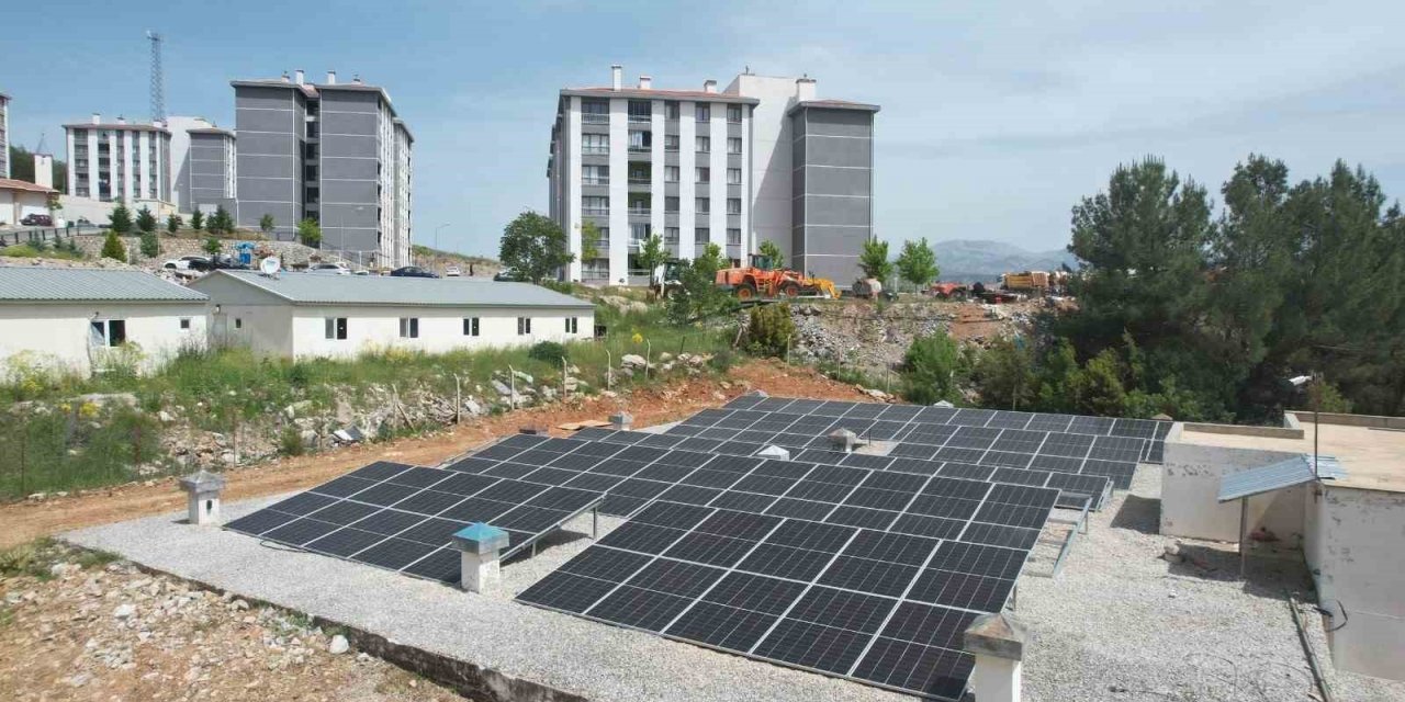 Muğla Büyükşehir, güneşten elektrik üreterek tasarrufa devam ediyor