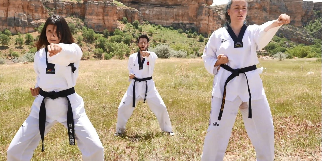 20 yıldır şampiyon sporcular kazandırıyor