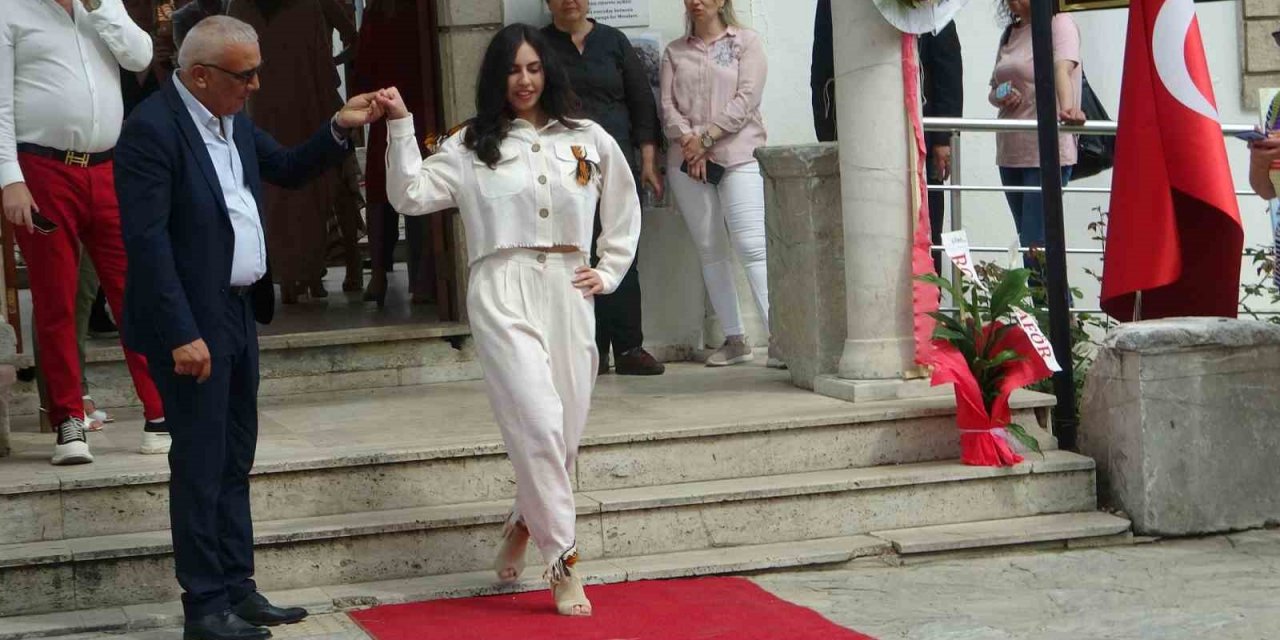 Müzeler Gününde ’Karia’dan Menteşe’ye, Menteşe’den Cumhuriyet’e Kadın’ defilesi