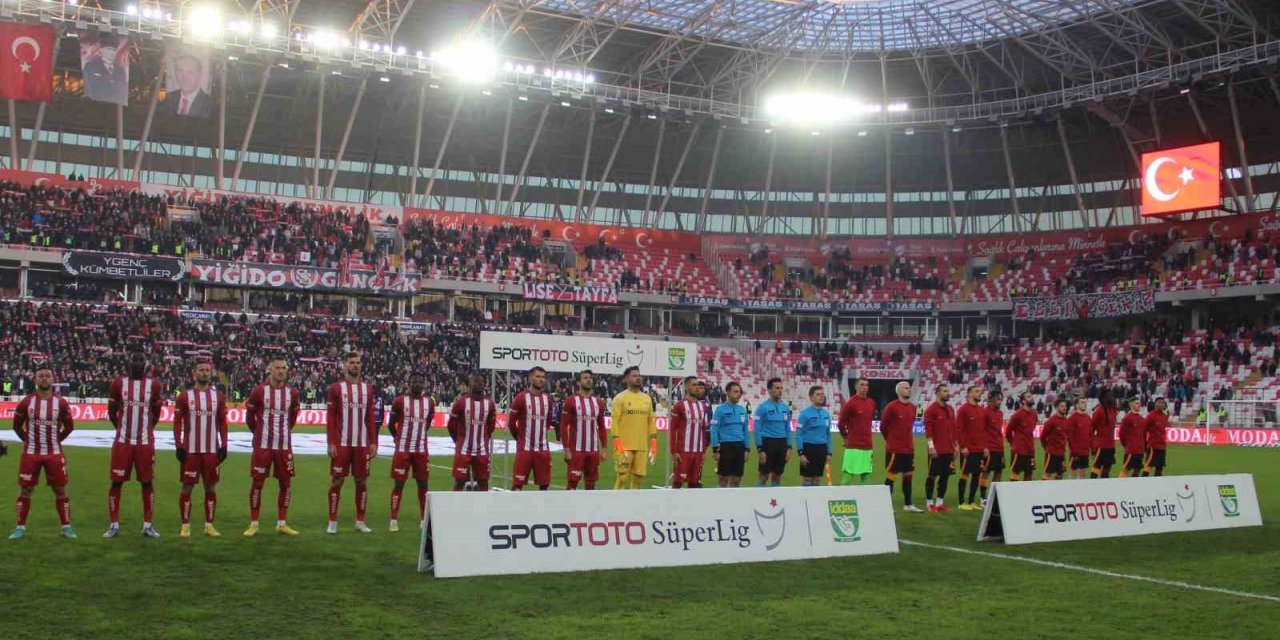 Galatasaray ile Sivasspor 34. randevuda