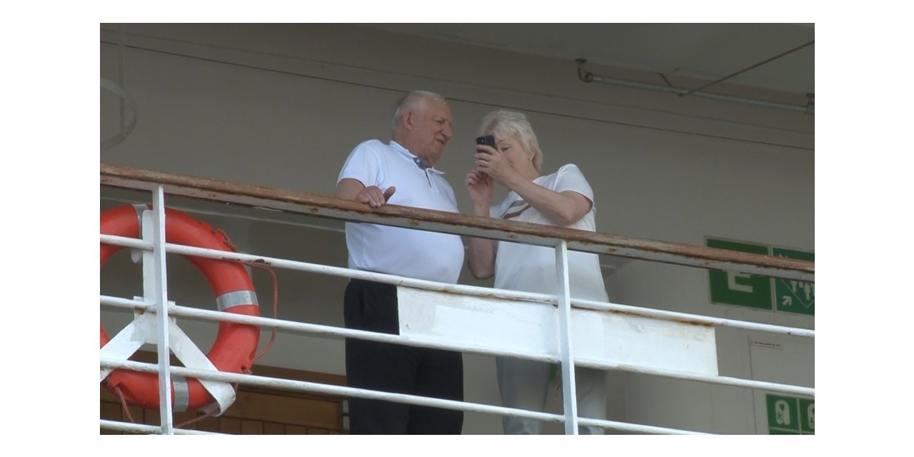 Turizm sezonunda Trabzon’a ilk kruvaziyer gemisi geldi