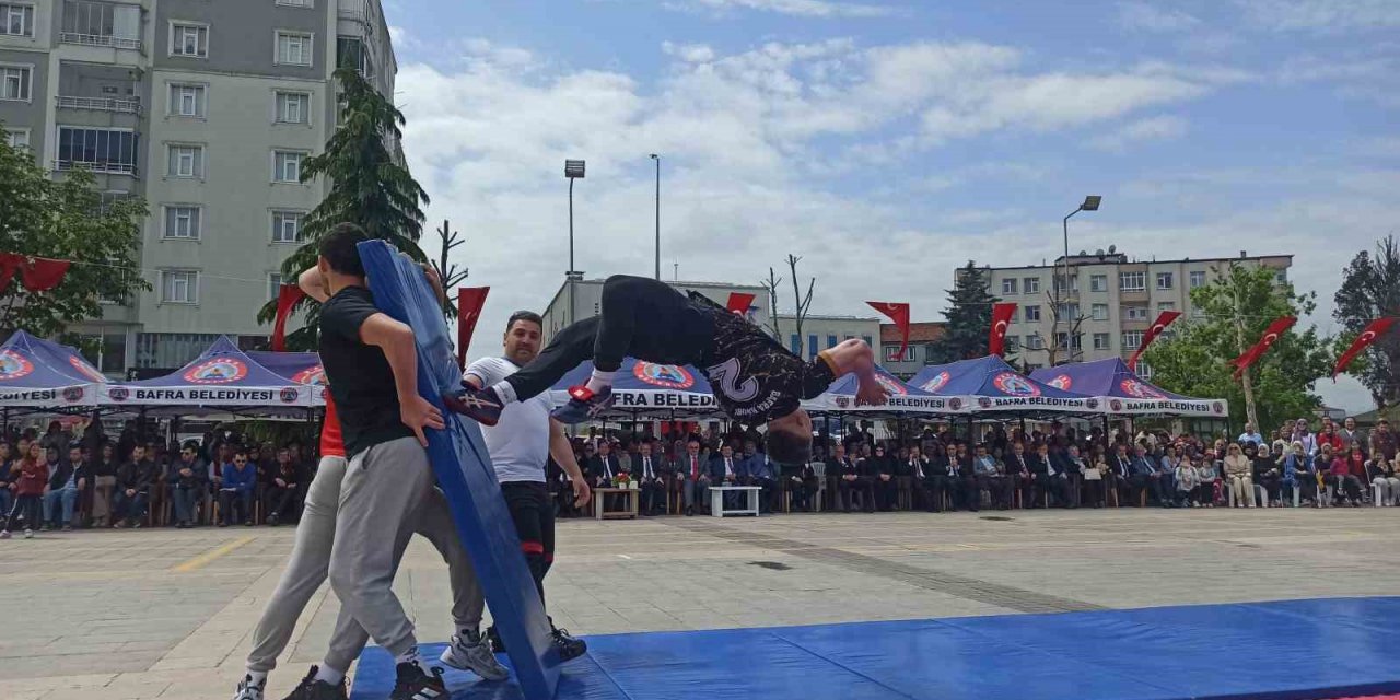 Bafra’da Atatürk’ü Anma, Gençlik ve Spor Bayramı çeşitli etkinlikleri