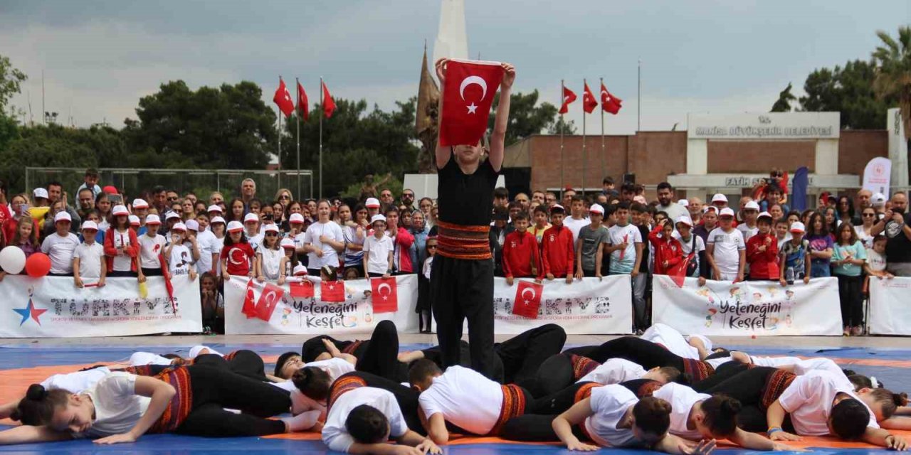 Manisa’da 19 Mayıs coşkusu