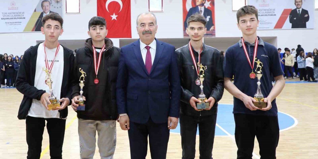 Mudanya’da coşkulu kutlama