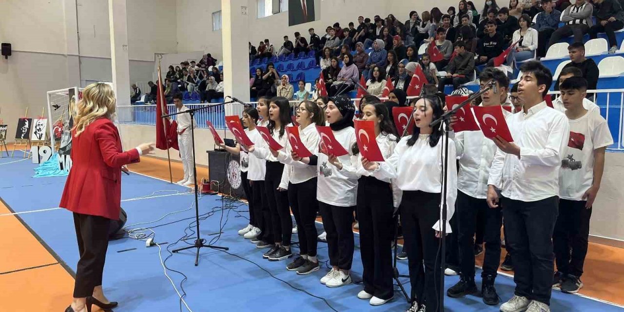 Hacılar’da 19 Mayıs coşkuyla kutlandı