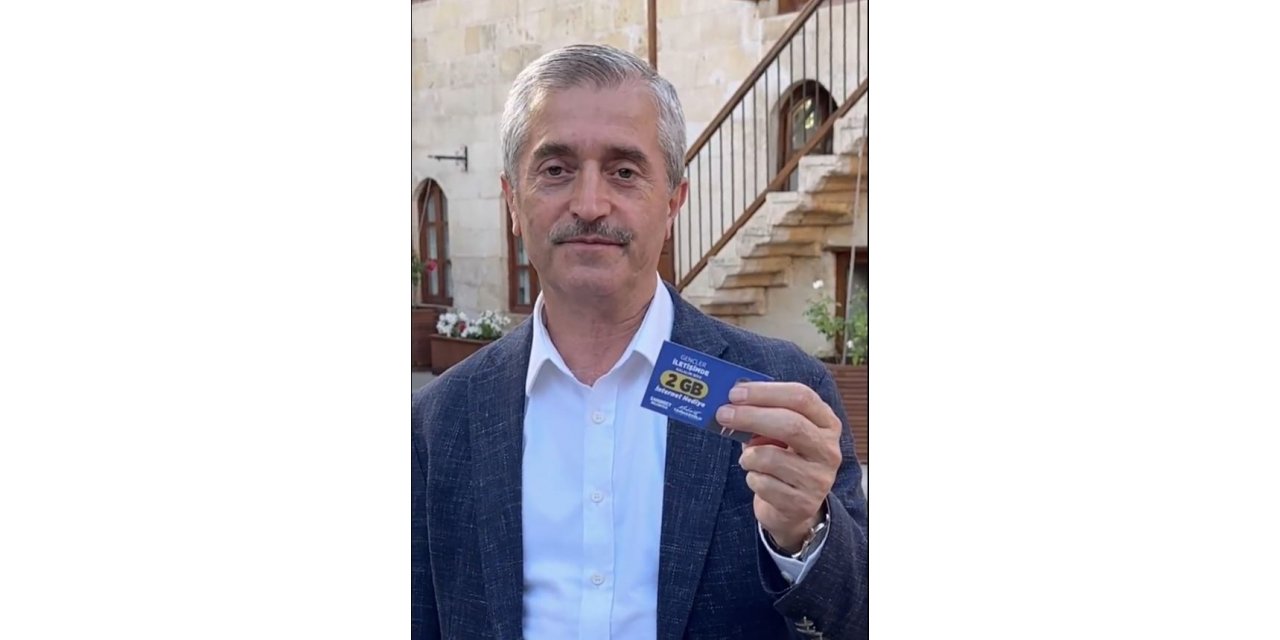 Başkan Tahmazoğlu’ndan gençleri sevindiren hediye