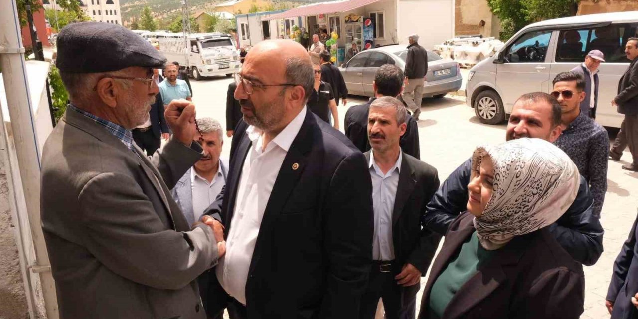 Milletvekili Açıkkapı: “Vatandaşa bedava ev vereceğiz diyenler, bugün onları kapı dışarı ediyor”