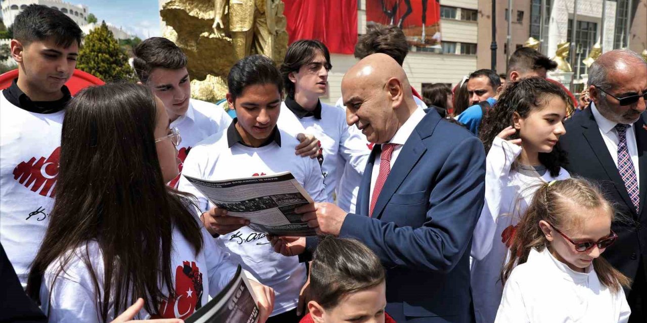 Keçiören Belediye Başkan Altınok Atatürk’ü andı ve gençleri tebrik etti