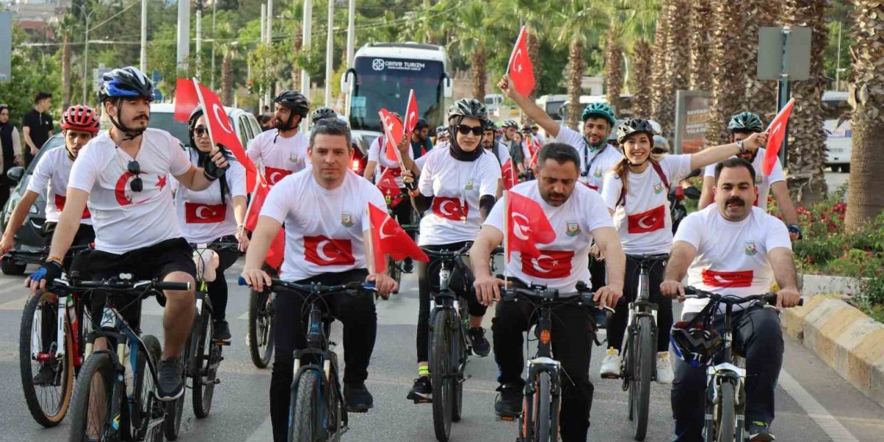 Şanlıurfa’da gençlik bayramı için pedal çevirdiler