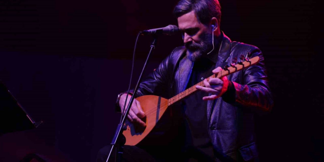 Kocaeliler Uğur Işılak’la muhteşem bir gece yaşadı