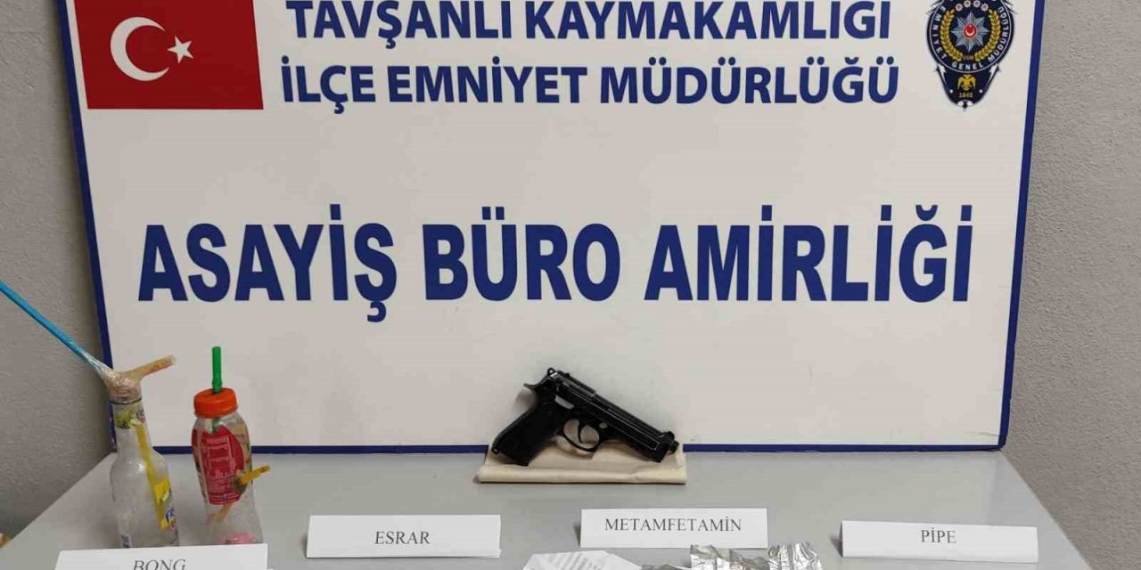 Tavşanlı’da uyuşturucu operasyonu: 4 gözaltı