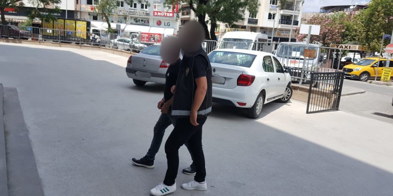 NARKO ekipleri, Kuşadası’na uyuşturucu girişine "Dur" dedi