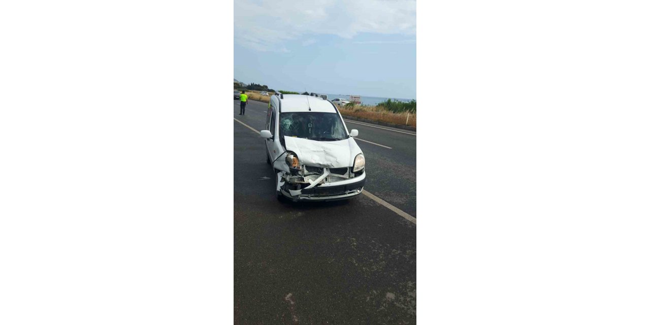 İki otomobil çarpıştı:1 yaralı