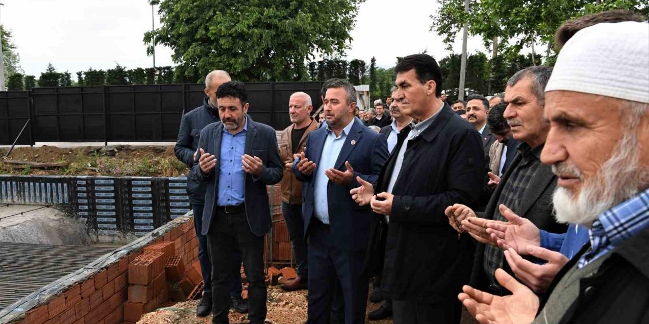 Mehmet Akif Mahallesi’ne örnek hizmet