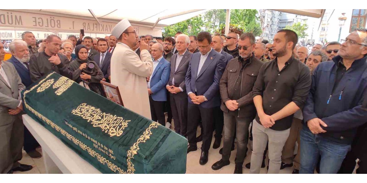 Usta sanatçı Nuri Sesigüzel son yolculuğuna uğurlandı