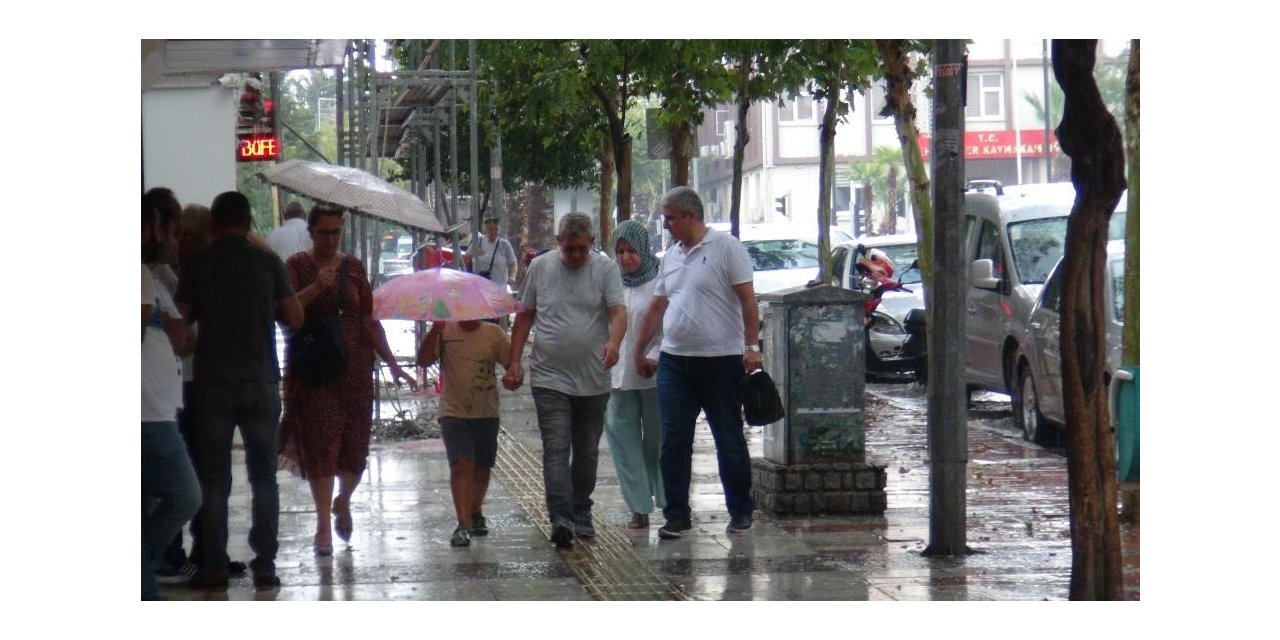 Manisa’ya gök gürültülü sağanak yağış uyarısı