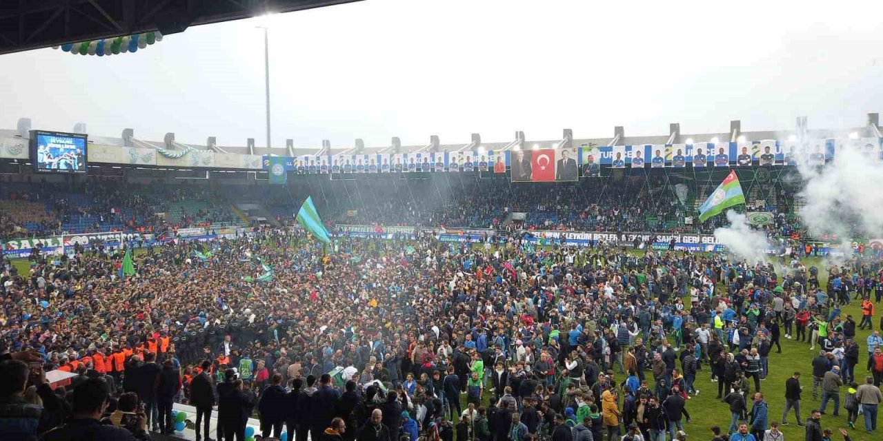 Çaykur Rizespor, Spor Toto Süper Lig’e yükseldi