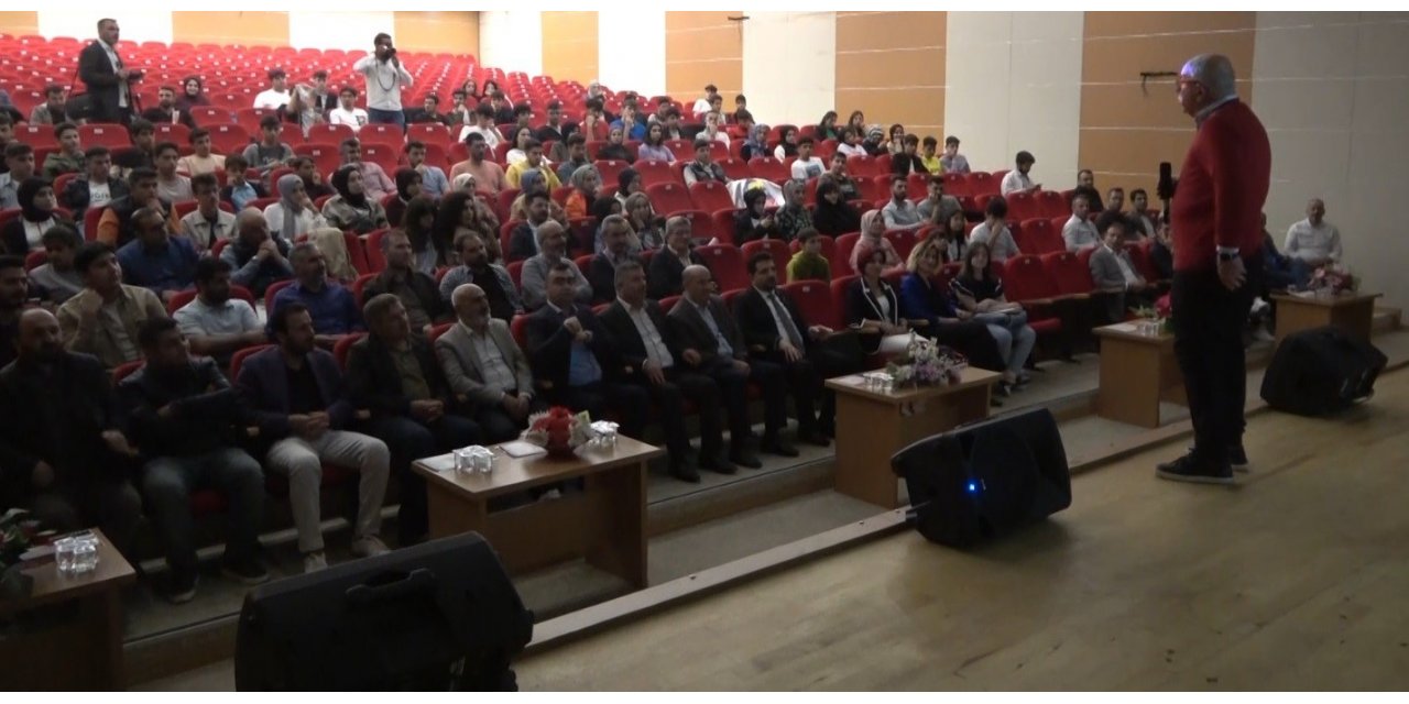 Ataman Özbay başarı hikayesini gençlerle paylaştı