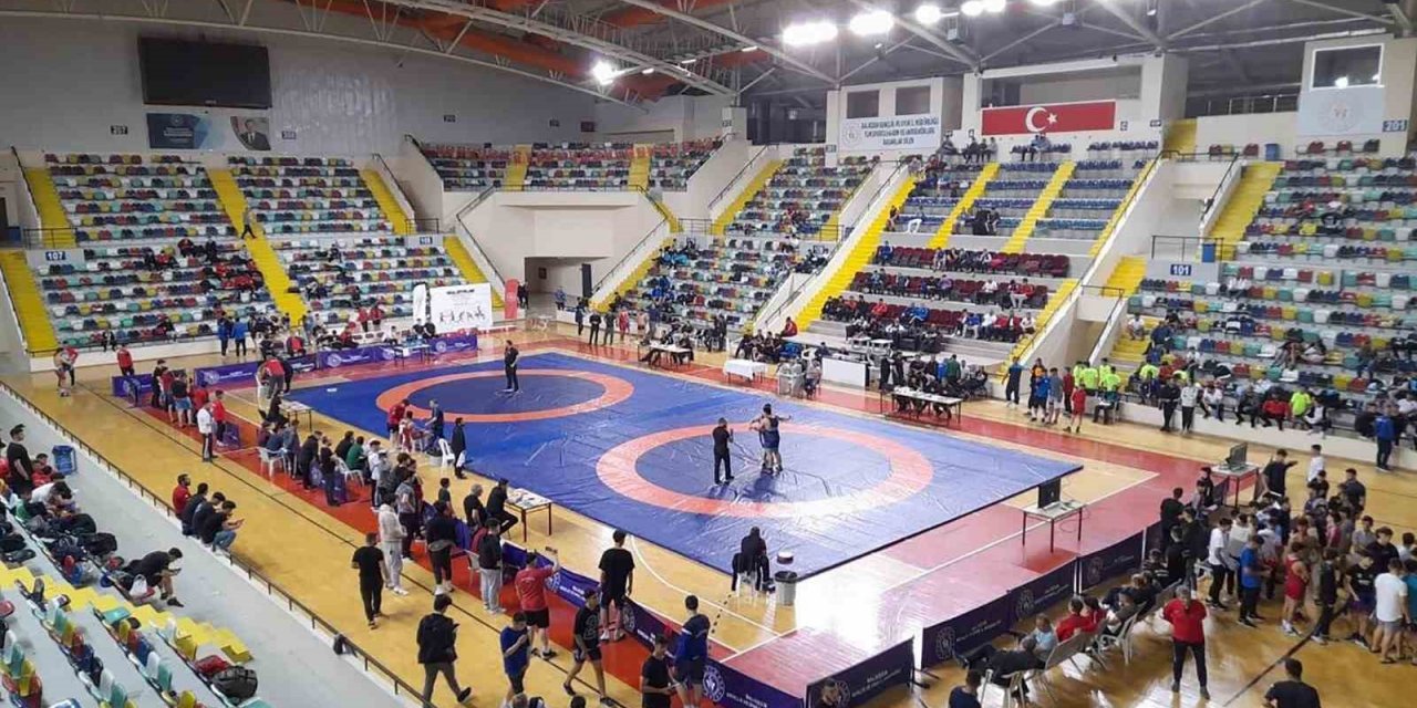 Kırşehir’den okul sporlarında Türkiye derecesi