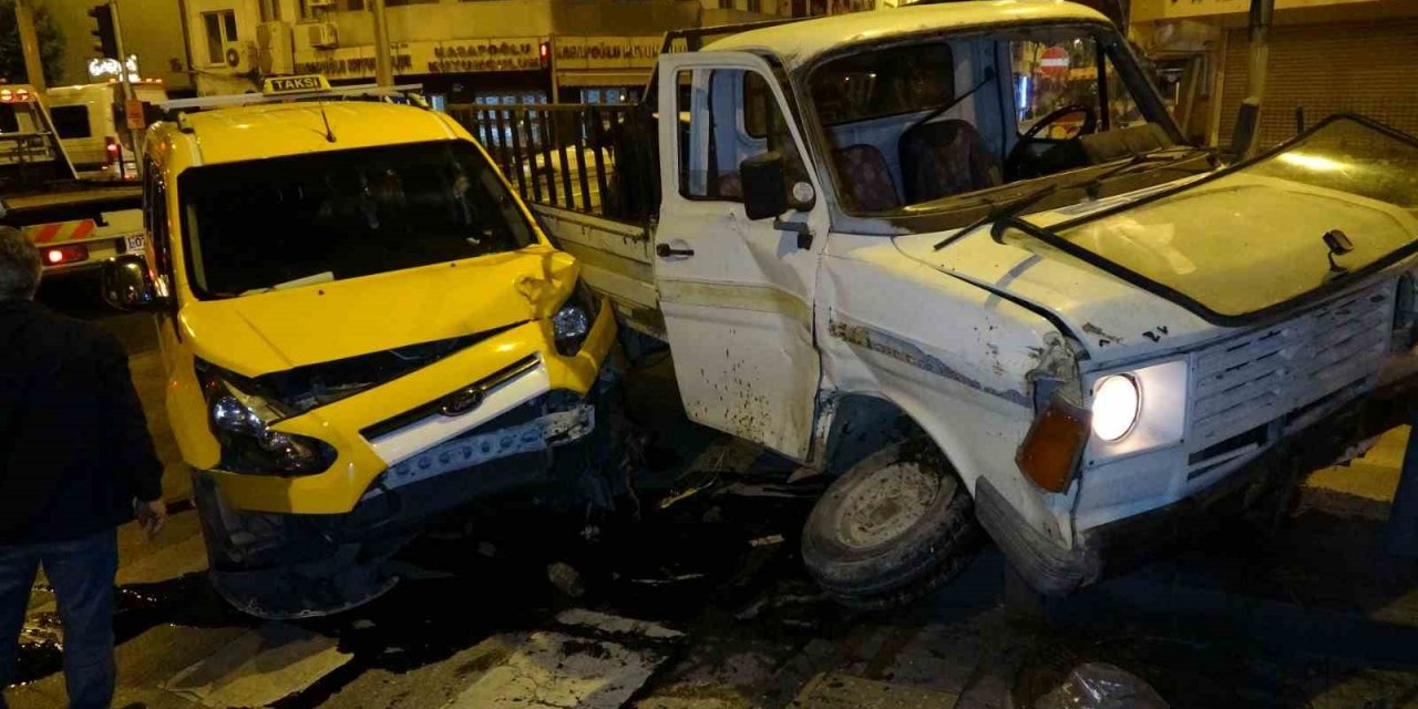 Kazada yaralanan alkollü ve ehliyetsiz sürücünün hastane firarı cezaya engel olamadı