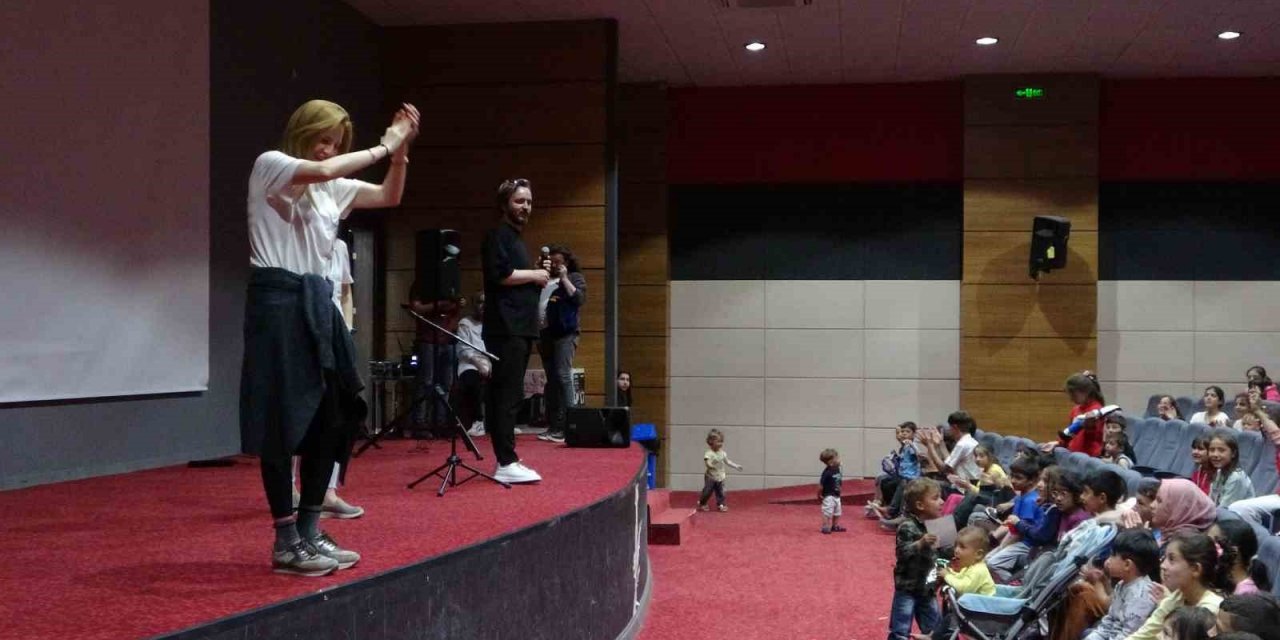 Ünlü isimler deprem bölgesi Malatya’da