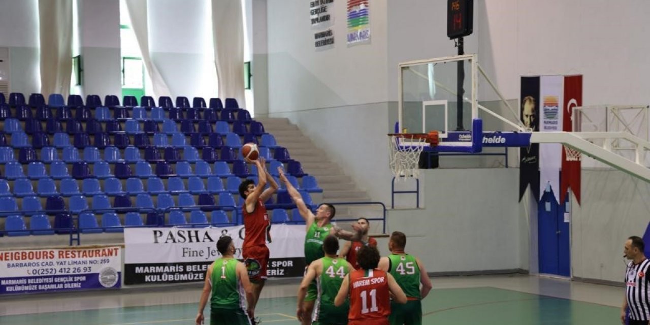 Master basketbolcular Marmaris’te ter döktü