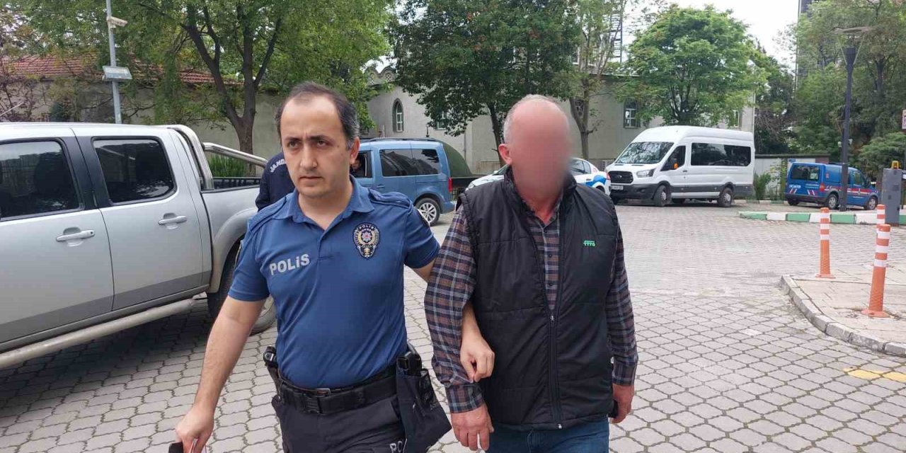 Tartıştığı kişiyi bıçakla yaralayan muhtara ev hapsi